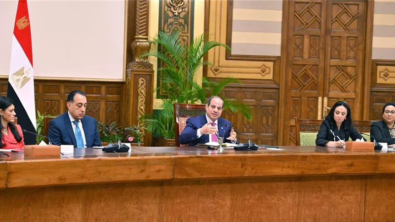 هدية الدولة للسيدات : توجيهات الرئيس السيسي للحكومة  بمناسبة عيد الأم في احتفالات 