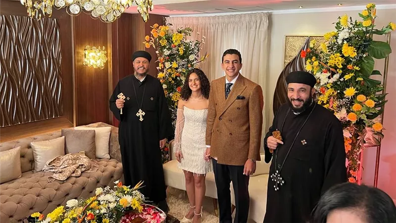 ربنا يكتر أفراحهم...بعد شهر واحد من خطوبة ابن هانى رمزى شقيقه إيهاب يعلن خطوبة ابنه على حفيدة اللواء نبيل رمزى