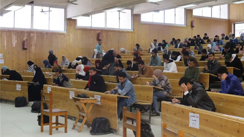 حقيقة عقد امتحانات الثانوية العامة 2025 في الجامعات .. خطاب رسمي يكشف جزء من الخطة