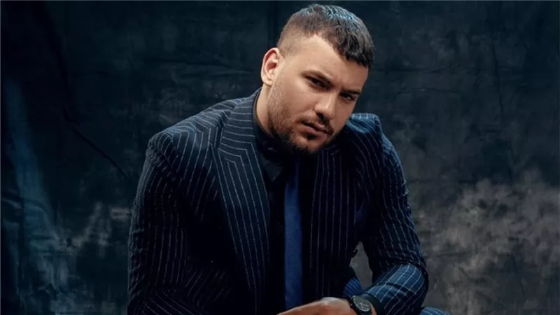 بعد وقفه عن الغناء .. مسلم يعلن تعرضه لوعكة صحية مفاجئة│ أنا بمـ ـوت ومش مسامح هذا الشخص