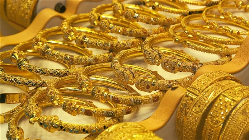 تراجع المعدن الأصفر مساءً | انخفاض جديد في أسعار الذهب اليوم الأربعاء 2 أبريل 2025 في مصر.. هل يستمر الهبوط وعيار 21 وصل لكام؟