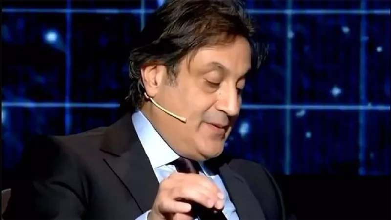“المال يطرق بابه”.. برج فلكي سيعيش حياة الملوك في الأسبوع الثاني من أبريل 2025 والفلوس ستغرق حياته وفقًا لـ توقعات ميشال حايك