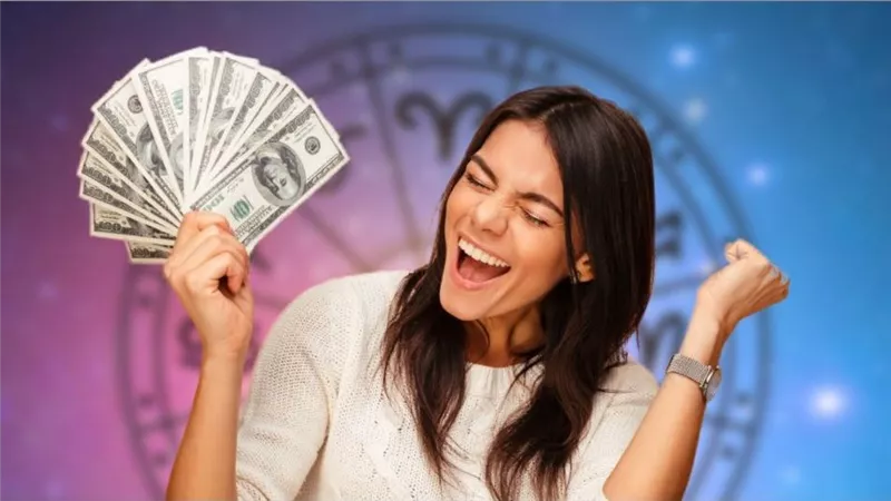 حظهم في رجليهم .. 4 أبراج فلكية محظوظة مالياً في أبريل 2025 - مكاسب غير متوقعة قد تصل للثراء | هل أنت سعيد الحظ؟