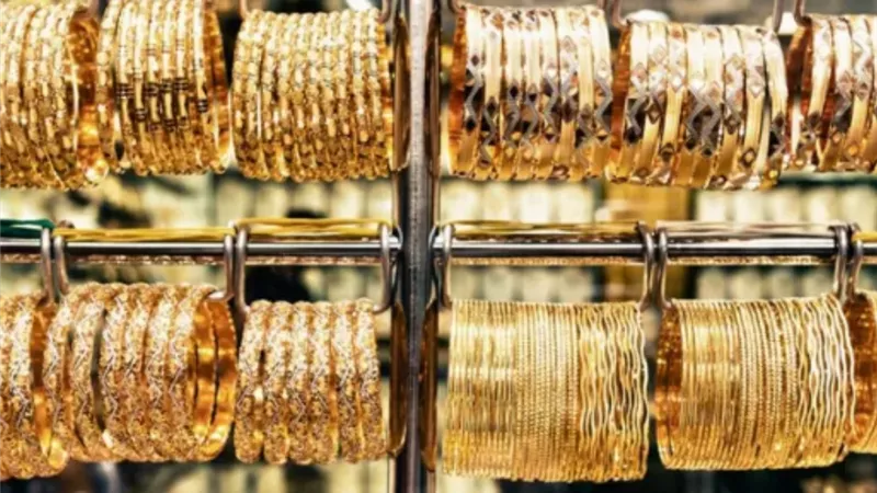 400 جنيه مره واحدة : تحرك جنوني يصيب أسعار الذهب بأرقام قياسية عيار 21 يحدث ضجة عارمة بالصاغة المصرية بمنتصف تعاملات اليوم الجرام بكام؟
