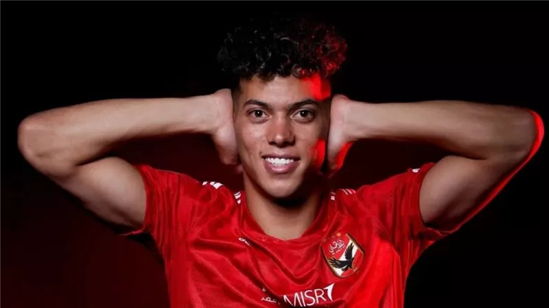 أحمد حسن يحسم الجدل بعد  أنباء العروض المقدمة لـ إمام عاشور.. وأول رد من المدير الرياضي بـ الأهلي