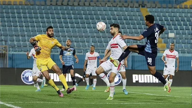جماهير الكرة المصرية تترقب نهائي كأس مصر 2025 بين الزمالك وبيراميدز | موعد المباراة والقنوات الناقلة مجانًا.. مين هيحسم اللقب؟