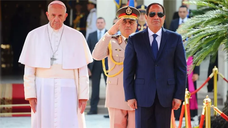 من جديد الرئيس السيسى يخرج للمرة الثانية ليتحدث عن وفاة البابا فرانسيس بابا الفاتيكان...لن تتوقع الكلمات الذي قالها أمام أئمة وزارة الاوقاف