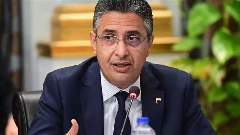 فرصة أخيرة للمستفيدين.. وزير التموين يعلن قرار مفاجئ سيؤثر على ملايين المواطنين حتى نهاية مايو 2025 (التفاصيل كاملة)