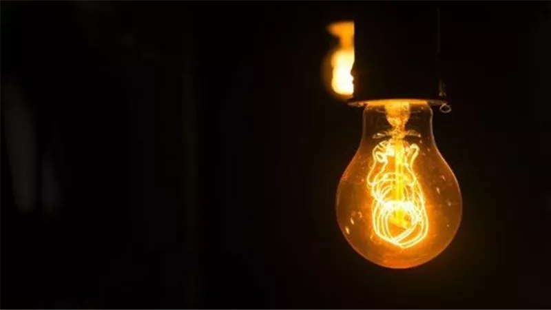 هل انقطعت الكهرباء عن أوروبا بالكامل؟ .. تعرف على حقيقة الخبر المتداول الذي أشغل السوشيال ميديا وتفاصيل انقطاع الكهرباء في بعض الدول