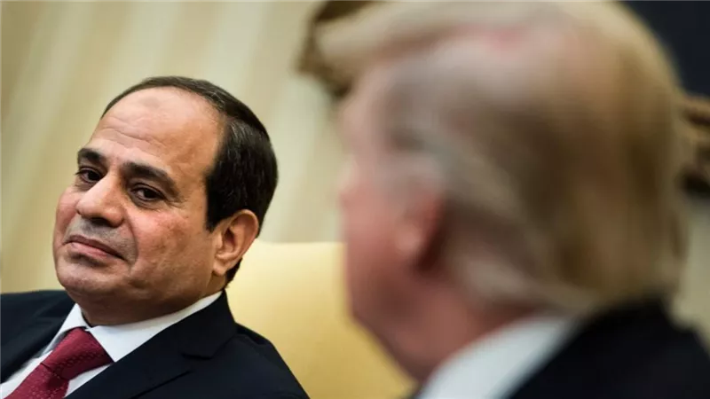 كيف رد الرئيس السيسي على طلب ترامب بشأن المرور المجاني للسفن الأمريكية عبر قناة السويس؟.. تفاصيل تثير تفاعل واسع