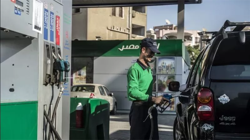 «مش كل اللي سمعته صح».. هل فعلاً أزمة البنزين المغشوش انتهت وكيف تحمي سيارتك؟ تصريح رسمي يكشف المستور