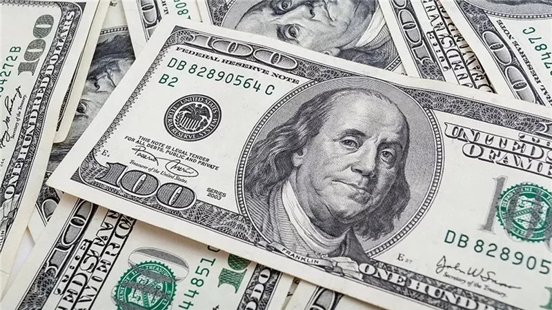 «هبوط غير متوقع قبل العيد».. 10 بنوك تخفّض سعر الدولار اليوم رسميًا والسوق السوداء تنهار – هل يستمر التراجع أمام الجنيه المصري؟