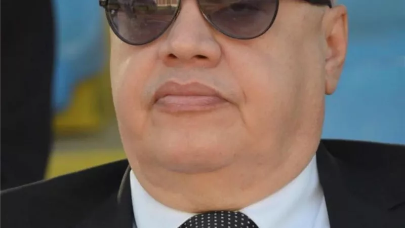 قرار من السيد رئيس الجمهورية بمد خدمة 