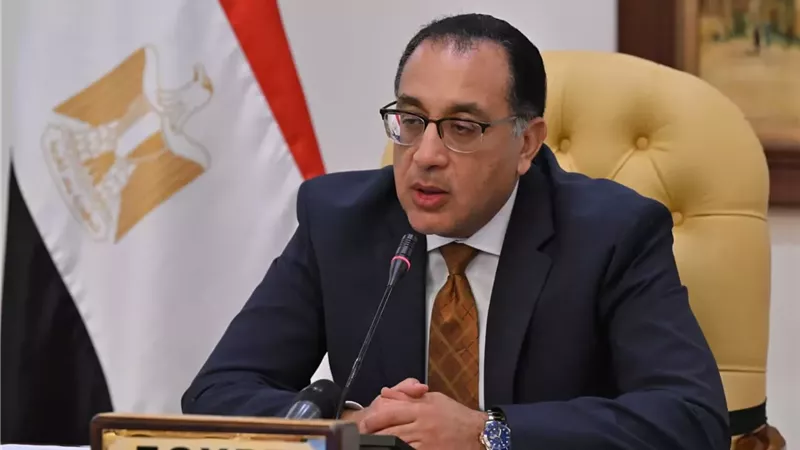 مفاجآت في اجتماع رئاسة الوزراء.. توجيه عاجل من رئيس الوزراء لـ الرقابة النـ و و ية بسبب الأحداث الجارية.. ماذا ينتظر مصر؟!