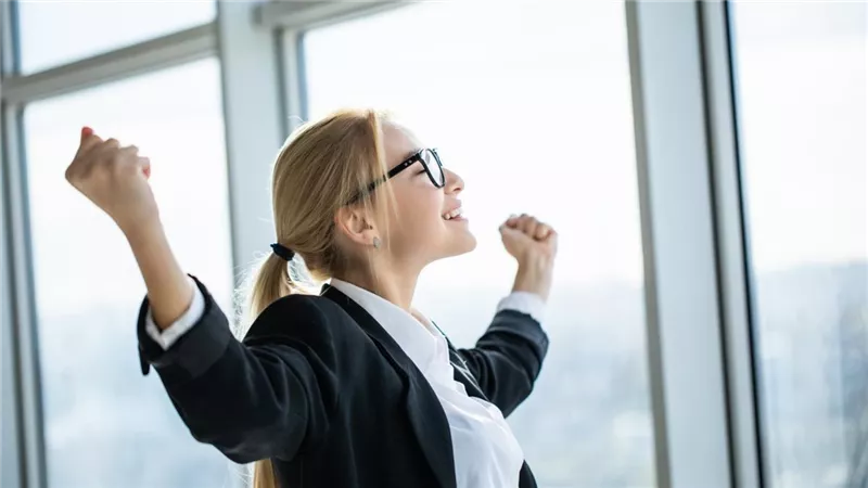 فرصة بتحصل مرة واحدة في العمر ونجاح وشهرة هيكوتوا من نصيب أصحاب 4 أبراج فلكية يابختك يا محظوظة لو انت منهم
