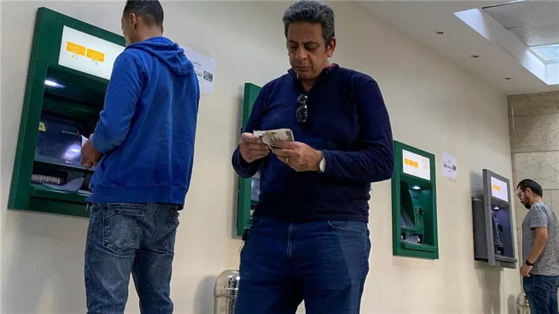 قرار وزارة المالية الأخير يكشف تغيير مواعيد صرف مرتبات يناير وفبراير ومارس بمناسبة الأعياد