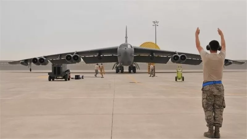 «المنطقة بتغلي».. إيران تقصف القواعد الأمريكية في قطر والعراق بـ«بشائر الفتح» – وقطر ترد ببيان ناري وتتوعد بالتصعيد