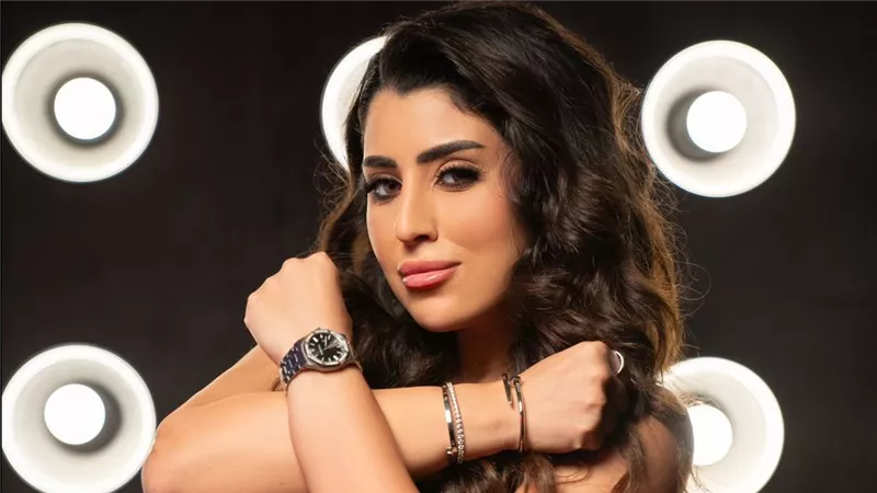 إصابة الفنانة أيتن عامر في العين أثناء تصوير مشهد إطلاق نار بمسلسلها الرمضاني الجديد