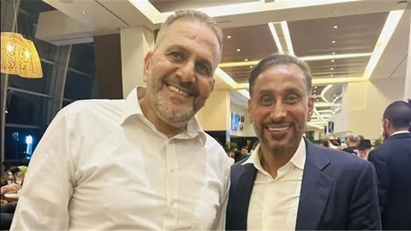 خاص للحق والضلال وإنفراد