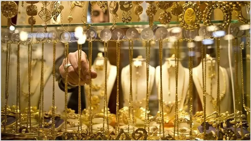 «عيار 21 يكسر التوقعات».. سعر الذهب اليوم يرتفع بعد تقلبات البورصة – اعرف سعر الجرام في الصاغة الآن