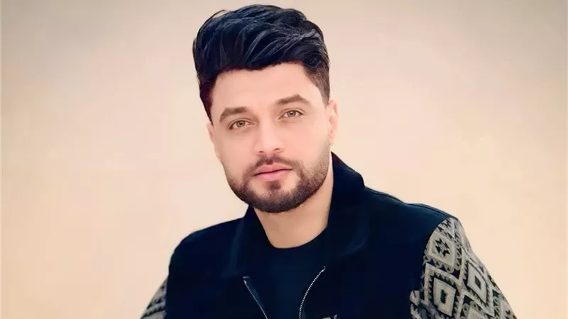 رحيله صدم الجميع.. مصادر مقربة تكشف سبب وفاة مطرب المهرجانات احمد عامر