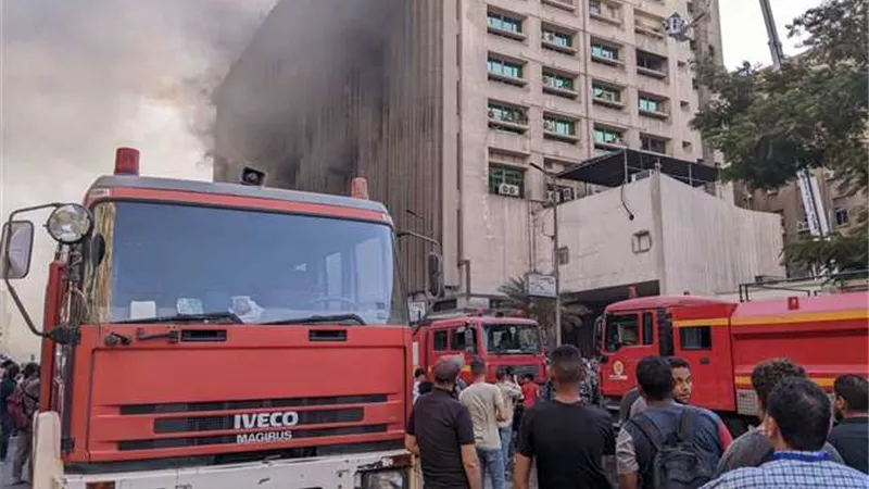 تقرير خطير من الطب الشرعي يكشف المستور . النيابة العامة تُعلن الحقيقة الكاملة وراء حــ،ـريق سنترال رمسيس وتوجه أول اتهامات رسمية بعد سقوط وفيات حصل إيه؟