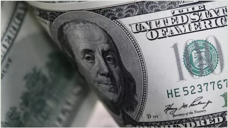 سعر الدولار اليوم 11 يوليو 2025 مستقر بالبنوك ويرتفع في السوق السوداء