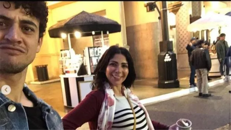 أدم الشرقاوي بطل مسلسل “لعبة نيوتن”مصاب بضباب فى المخ وجلطات وزيادة بالوزن اعرف اعراض جلطة القدم وإزاى تحمى نفسك