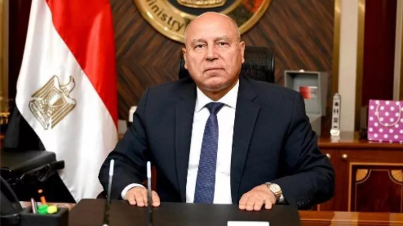 بمناسبة حلول العام الدراسي الجديد وزير النقل يوافق على صرف منحة 1000 جنيه للعاملين بالسكة الحديد
