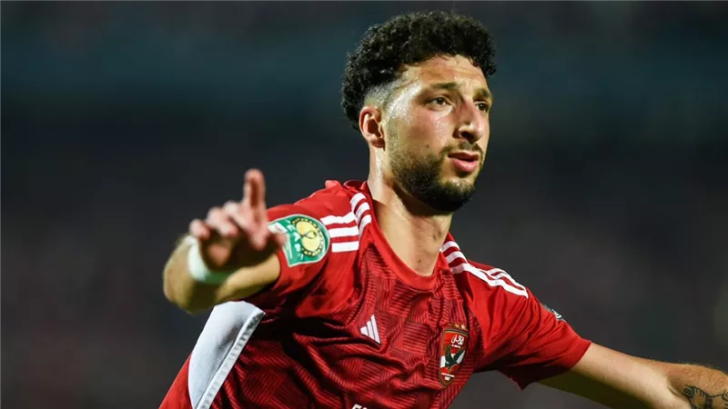 بديل وسام فى الأهلى فاضل لحظات ويوقع وتفاصيل الصفقة الكبرى يكشف عنها الاعلامى سيف زاهر