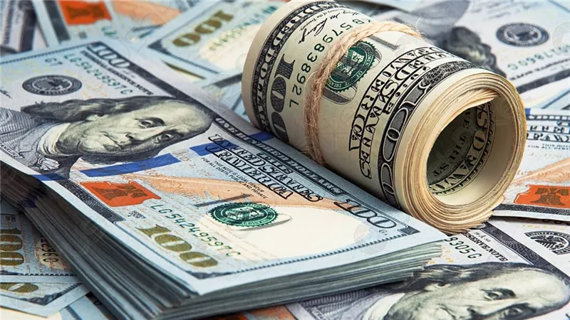 سعر الدولار الأمريكي يختتم تعاملات الثلاثاء مرتفعًا بالبنوك ويسجل 51.54 جنيه بالسوق الموازية