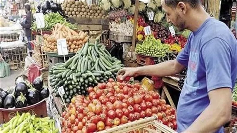 النهاردة المانجو الزبدية بـ 32 جنيه والبامية بـ15..أسعار الخضروات والفاكهة اليوم السبت 26/يوليو/2025 بسوق العبور