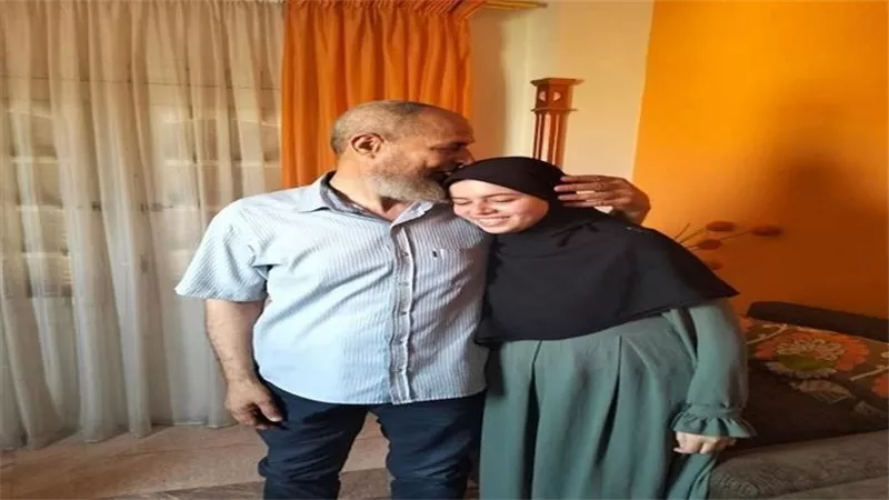 حادث سير يصيب الأولى على الثانوية سمية الكتامي ووالدها بعد عودتهما من امتحان