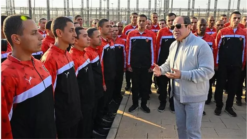 السيسي يزور الأكاديمية العسكرية فجرًا ويؤكد استمرار الإصلاح والاستقرار الوطني