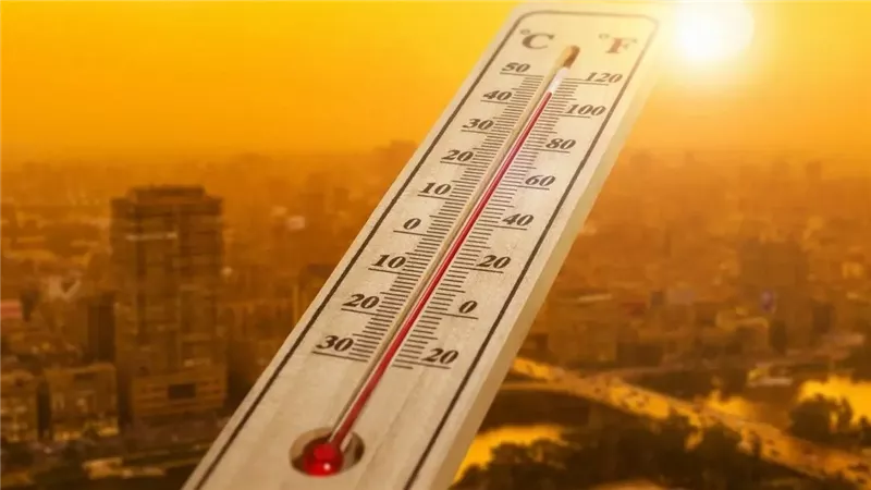 موجة حارة تضرب مصر غدًا.. الحرارة 42 بالقاهرة و49 في جنوب الصعيد