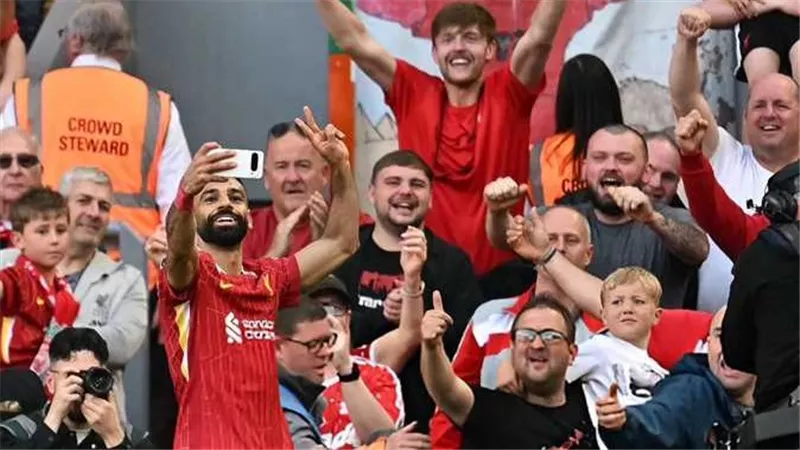 محمد صلاح  يستعد لخوض مباراته الـ302 في تاريخ مشاركاته بالدوري الإنجليزي ويحطم رقم قياسي جديد