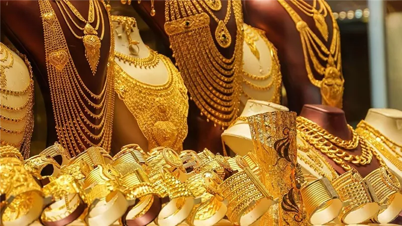 سعر الذهب اليوم الجمعة 15 أغسطس 2025 في مصر.. عيار 21 يسجل 4560 جنيهًا