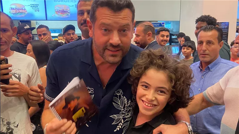 الحق والضلال داخل العرض الخاص لفيلم درويش.. والدة مراد يسري تكشف الكواليس