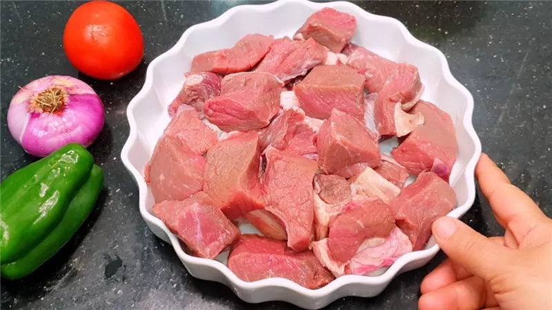 أسعار اللحوم اليوم الأربعاء 27 أغسطس بمحلات الجزارة والمنافذ الحكومية بعد وصل سعر اللحم لـ 408 جنية