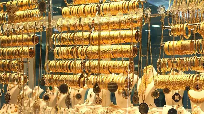 ارتفاع أسعار الذهب عيار 21 اليوم : تحليل يكشف أسباب تذبذب سعر البيع والشراء