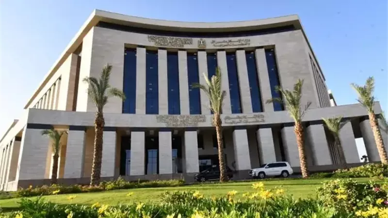 وظائف وزارة الاسكان: مطلوب 24 مهندس و18 محاسب وتخصصات أخرى وانتهاء التقديم بعد اسبوع
