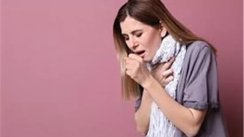 طرق طبيعية فعالة للتخلص من السعال الصباحي المزعج بخطوات بسيطه