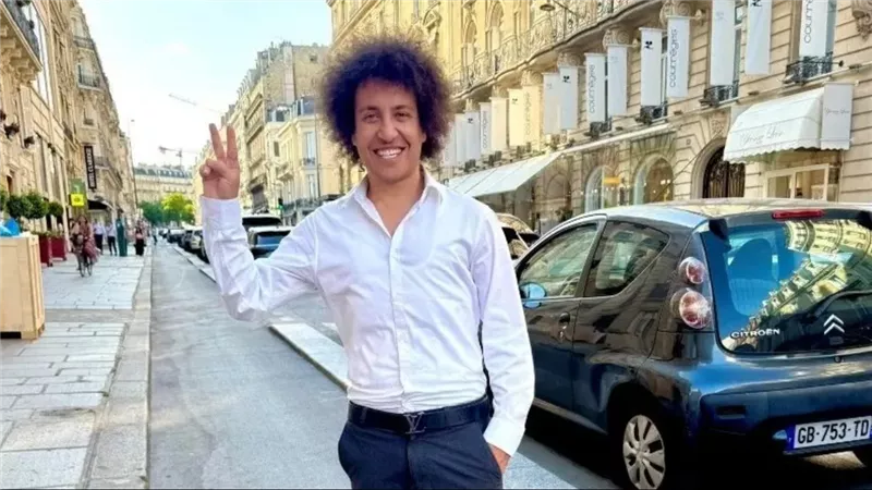 وزير الخارجية يطالب بريطانيا بكشف أسباب احتجاز أحمد عبد القادر والعمل على الإفراج الفوري عنه