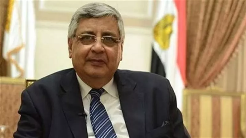 مستشار الرئيس لشئون الصحة: لا يوجد متحورات جديدة في مصر والأعراض المنتشرة برد موسمي