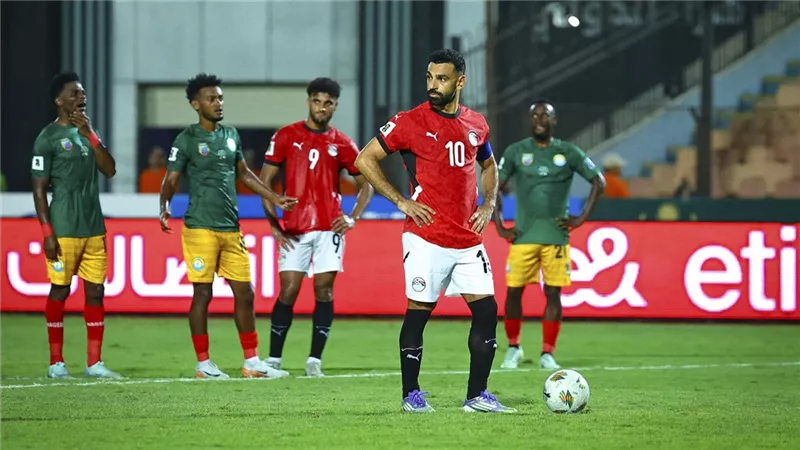 التعادل السلبي يحسم الشوط الأول بين مصر وبوركينا فاسو في تصفيات المونديال