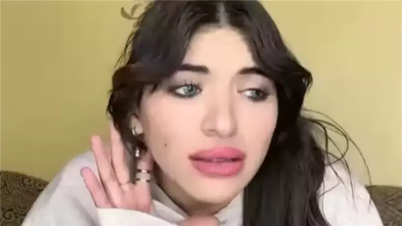 الأجهزة الأمنية تُرحل البلوجر سوزي الأردنية من قسم الشرطة إلى مركز الإصلاح والتأهيل.