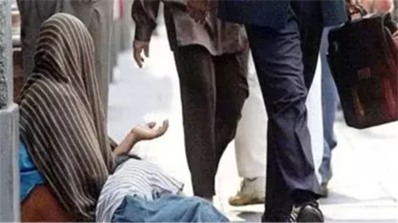 القبض على أبو روشتة أقدم متسول في الأقصر ضمن حملة تطهير الشارع من المتسولين