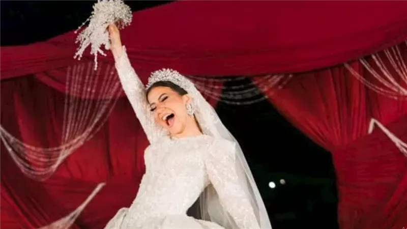 زفاف ابنة هبة قطب الغير تقليدي يحدث عاصفة جدل ولقطات عفوية تتصدر التريند