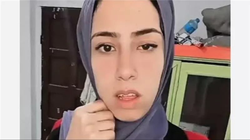 إخلاء سبيل علياء قمرون بكفالة 20 ألف جنيه بعد اتهامها بنشر فيديوهات خادشة