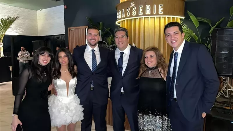 خالد منتصر يعلق على هجوم شخص ضد هاني رمزي بسبب فرح ابنه بالكنيسة